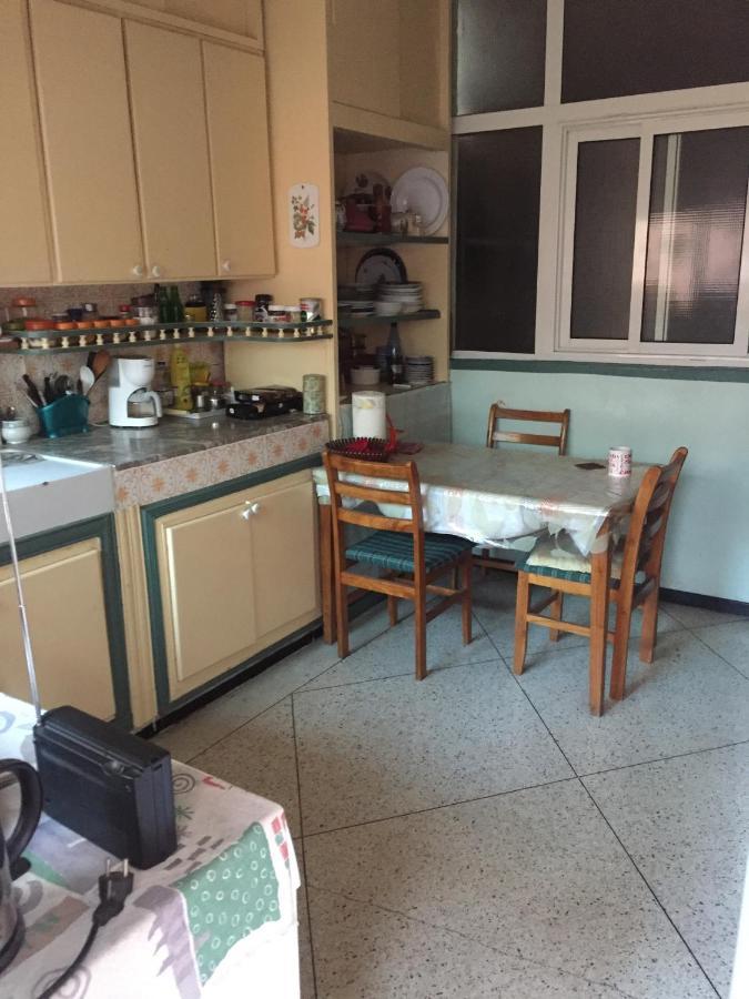 Room In Guest Room - Property Located In A Quiet Area Close To The Train Station And Town Casablanca Exteriér fotografie